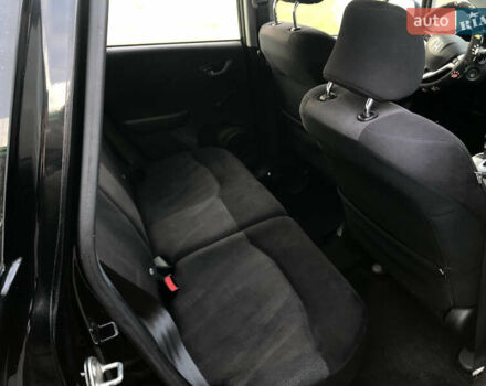 Черный Хонда Джаз, объемом двигателя 1.34 л и пробегом 250 тыс. км за 5600 $, фото 12 на Automoto.ua