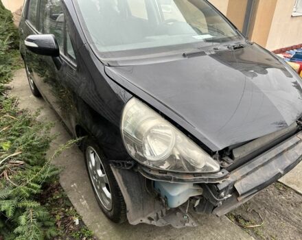 Черный Хонда Джаз, объемом двигателя 1.4 л и пробегом 200 тыс. км за 2600 $, фото 3 на Automoto.ua