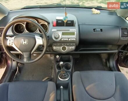 Фиолетовый Хонда Джаз, объемом двигателя 1.34 л и пробегом 264 тыс. км за 4700 $, фото 2 на Automoto.ua