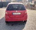 Красный Хонда Джаз, объемом двигателя 1.34 л и пробегом 330 тыс. км за 3380 $, фото 2 на Automoto.ua