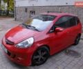 Красный Хонда Джаз, объемом двигателя 1.3 л и пробегом 137 тыс. км за 4700 $, фото 3 на Automoto.ua