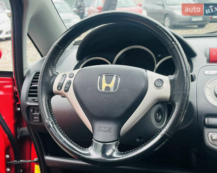 Красный Хонда Джаз, объемом двигателя 1.3 л и пробегом 117 тыс. км за 6500 $, фото 14 на Automoto.ua
