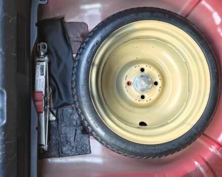 Красный Хонда Джаз, объемом двигателя 1.2 л и пробегом 184 тыс. км за 5000 $, фото 20 на Automoto.ua