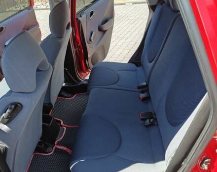 Красный Хонда Джаз, объемом двигателя 1.2 л и пробегом 184 тыс. км за 5000 $, фото 15 на Automoto.ua