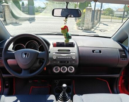 Красный Хонда Джаз, объемом двигателя 1.2 л и пробегом 184 тыс. км за 5000 $, фото 10 на Automoto.ua