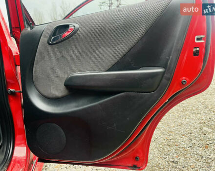 Красный Хонда Джаз, объемом двигателя 1.3 л и пробегом 117 тыс. км за 6500 $, фото 17 на Automoto.ua
