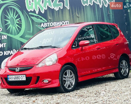 Красный Хонда Джаз, объемом двигателя 1.3 л и пробегом 117 тыс. км за 6500 $, фото 2 на Automoto.ua