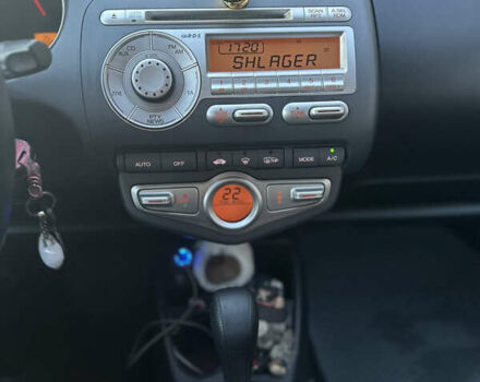 Красный Хонда Джаз, объемом двигателя 1.34 л и пробегом 90 тыс. км за 7300 $, фото 13 на Automoto.ua