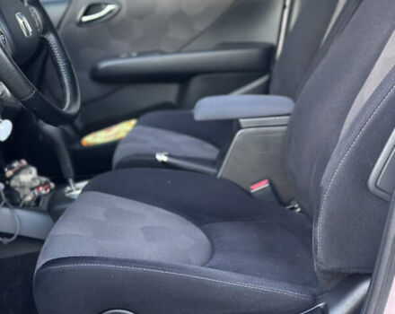 Красный Хонда Джаз, объемом двигателя 1.34 л и пробегом 90 тыс. км за 7300 $, фото 10 на Automoto.ua