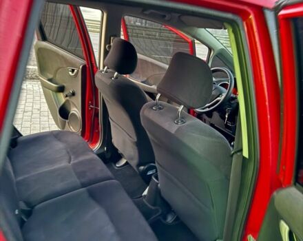 Червоний Хонда Джаз, об'ємом двигуна 0 л та пробігом 190 тис. км за 7999 $, фото 8 на Automoto.ua