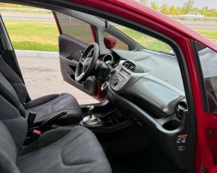 Червоний Хонда Джаз, об'ємом двигуна 0 л та пробігом 208 тис. км за 7777 $, фото 13 на Automoto.ua