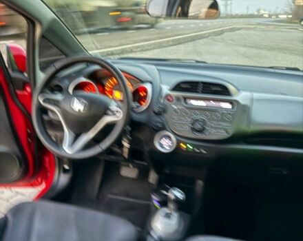 Червоний Хонда Джаз, об'ємом двигуна 0 л та пробігом 190 тис. км за 7999 $, фото 9 на Automoto.ua