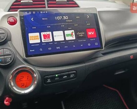 Красный Хонда Джаз, объемом двигателя 1.3 л и пробегом 154 тыс. км за 7300 $, фото 10 на Automoto.ua