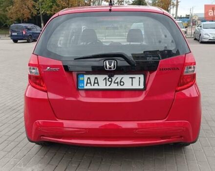 Красный Хонда Джаз, объемом двигателя 1.3 л и пробегом 154 тыс. км за 7300 $, фото 1 на Automoto.ua