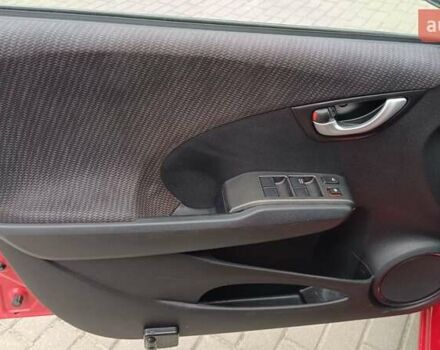 Красный Хонда Джаз, объемом двигателя 1.3 л и пробегом 154 тыс. км за 7300 $, фото 4 на Automoto.ua