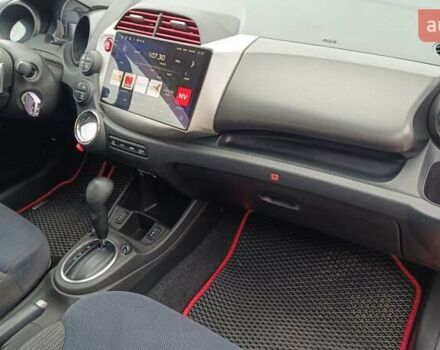 Красный Хонда Джаз, объемом двигателя 1.3 л и пробегом 154 тыс. км за 7300 $, фото 16 на Automoto.ua