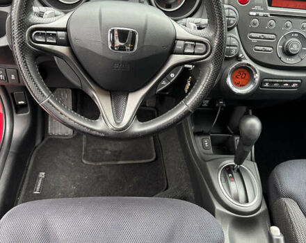 Красный Хонда Джаз, объемом двигателя 1.34 л и пробегом 107 тыс. км за 9500 $, фото 27 на Automoto.ua