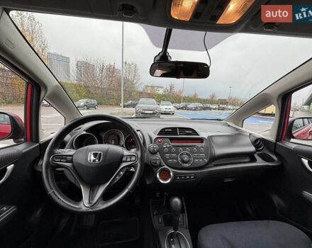 Красный Хонда Джаз, объемом двигателя 1.34 л и пробегом 107 тыс. км за 9500 $, фото 26 на Automoto.ua