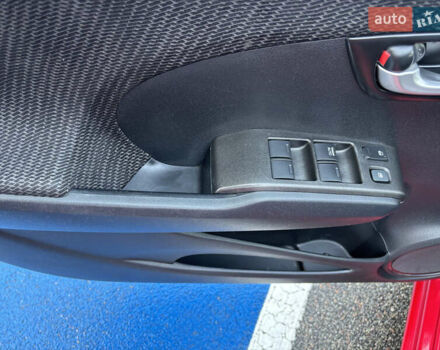 Красный Хонда Джаз, объемом двигателя 1.34 л и пробегом 107 тыс. км за 9500 $, фото 28 на Automoto.ua