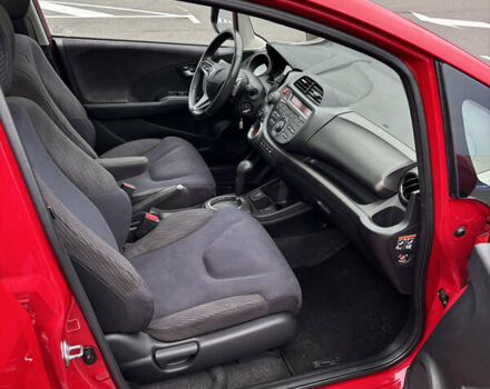 Красный Хонда Джаз, объемом двигателя 1.34 л и пробегом 107 тыс. км за 9500 $, фото 12 на Automoto.ua