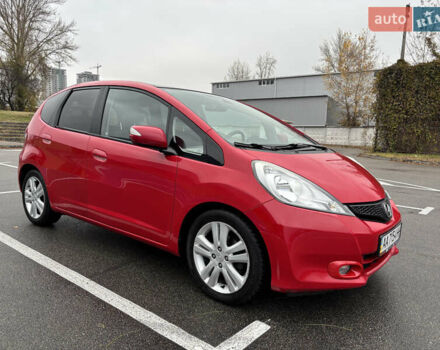 Красный Хонда Джаз, объемом двигателя 1.34 л и пробегом 107 тыс. км за 9500 $, фото 1 на Automoto.ua