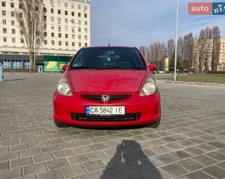 Красный Хонда Джаз, объемом двигателя 1.3 л и пробегом 210 тыс. км за 4050 $, фото 1 на Automoto.ua