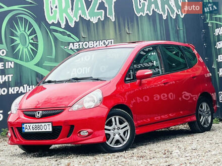 Красный Хонда Джаз, объемом двигателя 1.3 л и пробегом 117 тыс. км за 6500 $, фото 1 на Automoto.ua