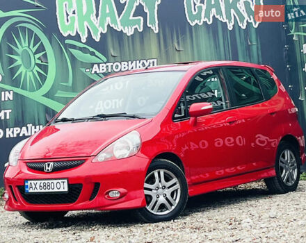 Красный Хонда Джаз, объемом двигателя 1.3 л и пробегом 117 тыс. км за 6500 $, фото 1 на Automoto.ua
