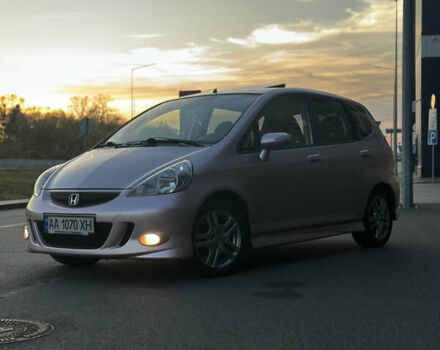 Красный Хонда Джаз, объемом двигателя 1.34 л и пробегом 90 тыс. км за 7300 $, фото 1 на Automoto.ua