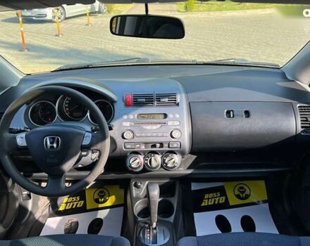 Хонда Джаз, объемом двигателя 1.4 л и пробегом 206 тыс. км за 5100 $, фото 13 на Automoto.ua