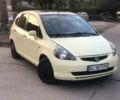 Желтый Хонда Джаз, объемом двигателя 1.3 л и пробегом 230 тыс. км за 3700 $, фото 1 на Automoto.ua