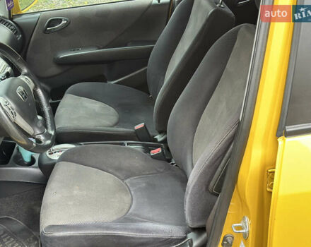 Желтый Хонда Джаз, объемом двигателя 1.4 л и пробегом 230 тыс. км за 4799 $, фото 10 на Automoto.ua