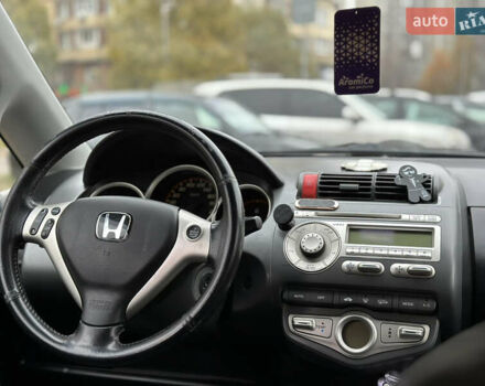 Желтый Хонда Джаз, объемом двигателя 1.4 л и пробегом 230 тыс. км за 4799 $, фото 12 на Automoto.ua