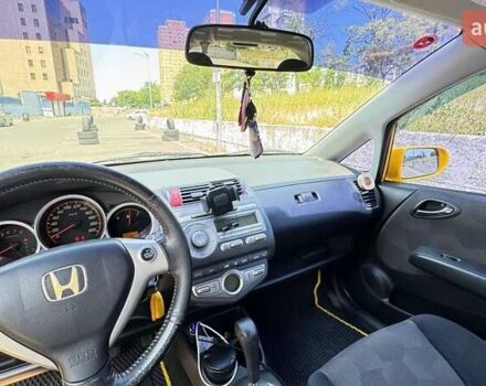Желтый Хонда Джаз, объемом двигателя 1.34 л и пробегом 172 тыс. км за 5400 $, фото 23 на Automoto.ua