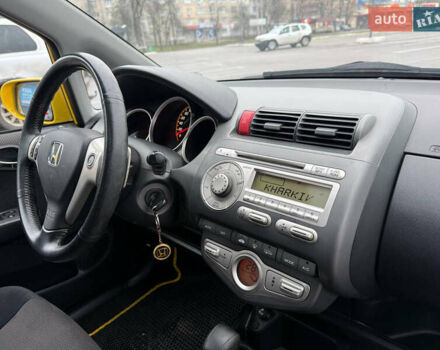 Жовтий Хонда Джаз, об'ємом двигуна 1.4 л та пробігом 137 тис. км за 6450 $, фото 26 на Automoto.ua