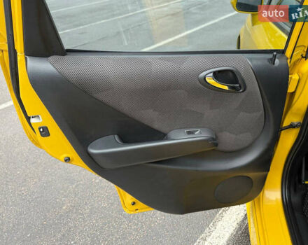 Жовтий Хонда Джаз, об'ємом двигуна 1.4 л та пробігом 137 тис. км за 6450 $, фото 16 на Automoto.ua