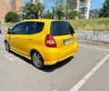 Желтый Хонда Джаз, объемом двигателя 1.34 л и пробегом 172 тыс. км за 5400 $, фото 3 на Automoto.ua