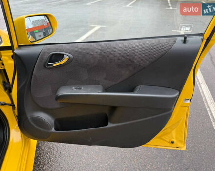 Жовтий Хонда Джаз, об'ємом двигуна 1.4 л та пробігом 137 тис. км за 6450 $, фото 23 на Automoto.ua