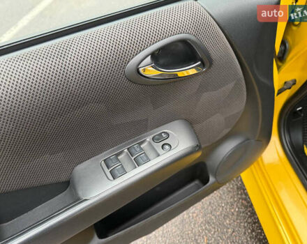 Жовтий Хонда Джаз, об'ємом двигуна 1.4 л та пробігом 137 тис. км за 6450 $, фото 13 на Automoto.ua