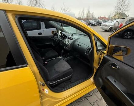 Желтый Хонда Джаз, объемом двигателя 1.34 л и пробегом 202 тыс. км за 6200 $, фото 44 на Automoto.ua