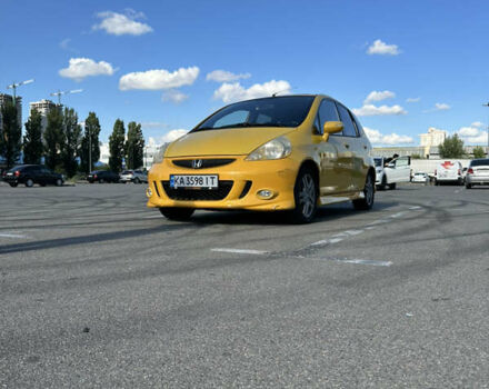 Желтый Хонда Джаз, объемом двигателя 1.4 л и пробегом 163 тыс. км за 5000 $, фото 1 на Automoto.ua