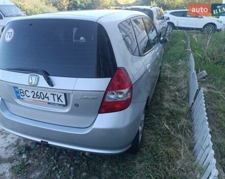 Серый Хонда Джаз, объемом двигателя 1.4 л и пробегом 280 тыс. км за 3500 $, фото 2 на Automoto.ua