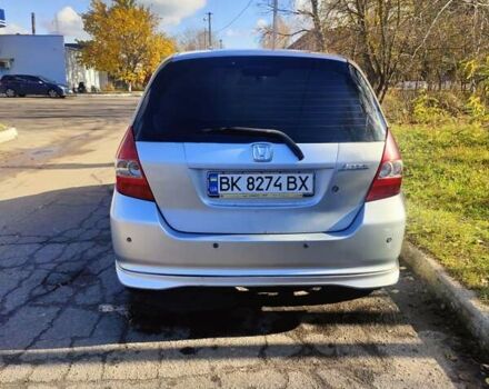 Серый Хонда Джаз, объемом двигателя 1.34 л и пробегом 295 тыс. км за 3749 $, фото 6 на Automoto.ua