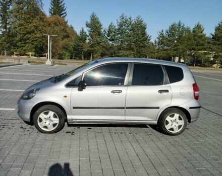 Серый Хонда Джаз, объемом двигателя 1.34 л и пробегом 167 тыс. км за 3900 $, фото 3 на Automoto.ua