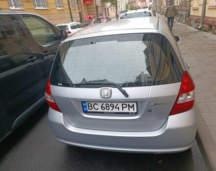 Серый Хонда Джаз, объемом двигателя 1.2 л и пробегом 147 тыс. км за 3800 $, фото 5 на Automoto.ua