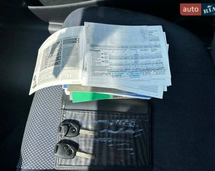 Серый Хонда Джаз, объемом двигателя 1.4 л и пробегом 193 тыс. км за 4290 $, фото 17 на Automoto.ua