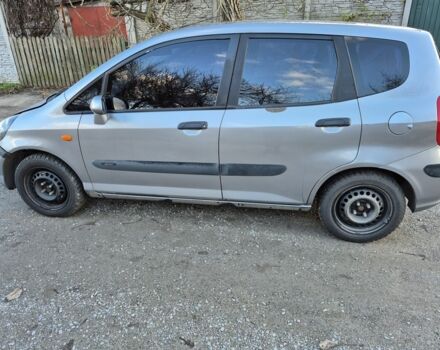 Серый Хонда Джаз, объемом двигателя 1.4 л и пробегом 208 тыс. км за 4500 $, фото 1 на Automoto.ua