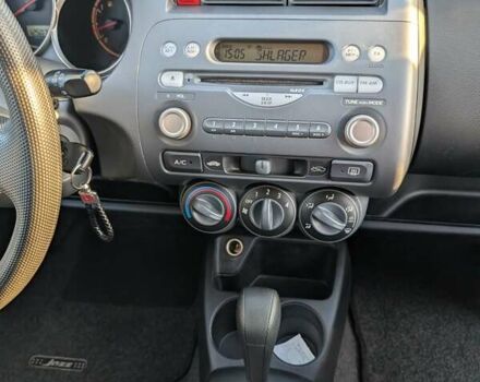 Серый Хонда Джаз, объемом двигателя 1.4 л и пробегом 125 тыс. км за 5850 $, фото 46 на Automoto.ua