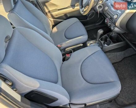 Серый Хонда Джаз, объемом двигателя 1.4 л и пробегом 125 тыс. км за 5850 $, фото 41 на Automoto.ua