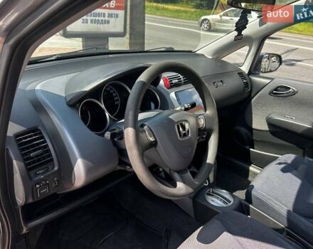 Серый Хонда Джаз, объемом двигателя 1.4 л и пробегом 193 тыс. км за 4290 $, фото 10 на Automoto.ua